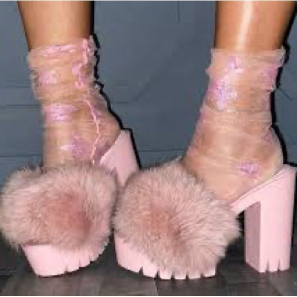 Chardonnay - Blush Fur Mule Size 7